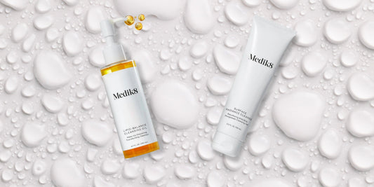Double cleanse met olie en aha bha zuren by medik8 I Skincare Boulevard