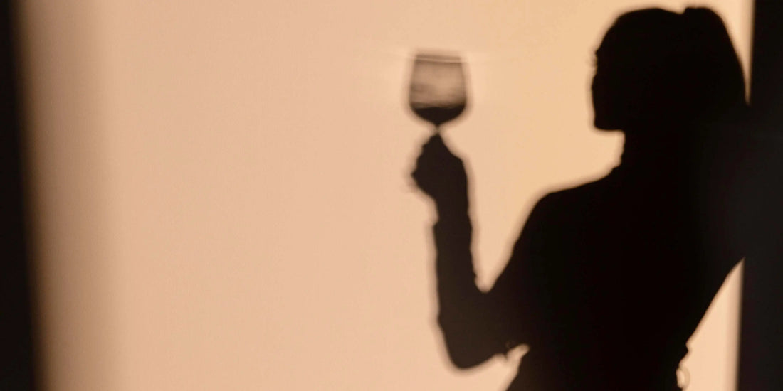 Wat gebeurt er met je huid als je alcohol drinkt en het nut van tournee minerale Skincare Boulevard