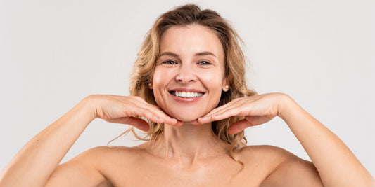 Van rimpels tot verslapping: wat je thuis kan doen zonder injectables of operaties | Skincare Boulevard