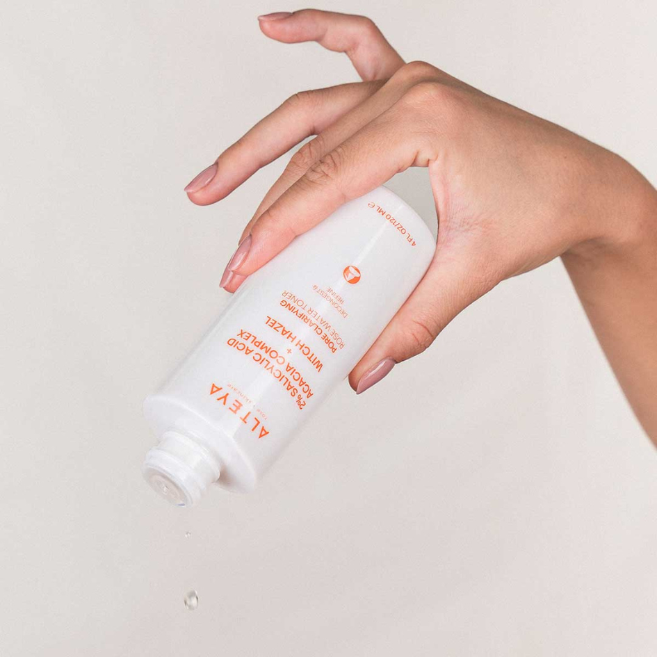 Pore clarifying Rose Water Toner - Natuurlijke toner met puur rozenwater voor de onzuivere huid - Skincare Boulevard